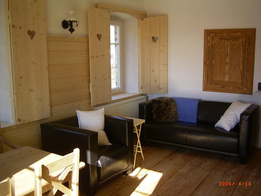 Landhof Schober Appartementen Вайсбриах Стая снимка